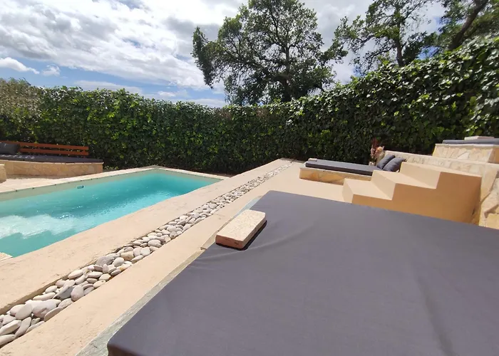 Gkk House Private Swimming Pool Luxury House