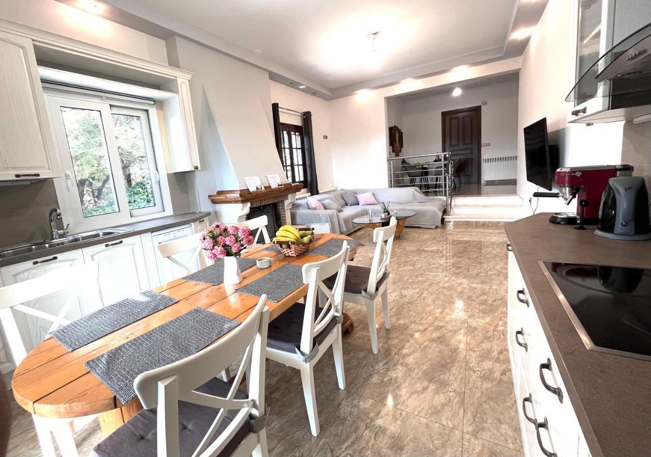 Gkk House Private Swimming Pool Luxury House Villa