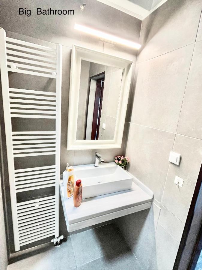 Gkk House Private Swimming Pool Luxury House Skriperon