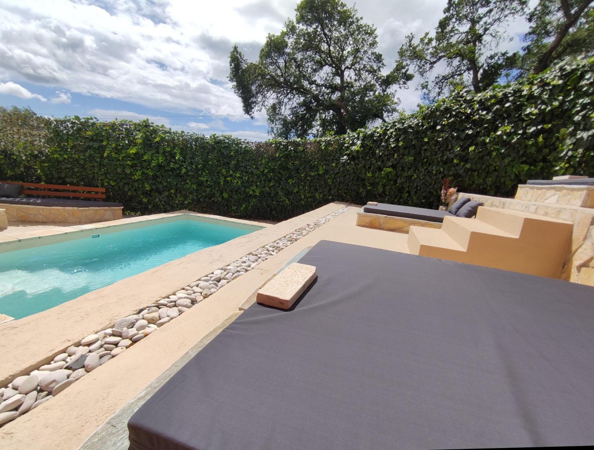 Gkk House Private Swimming Pool Luxury House Skriperon
